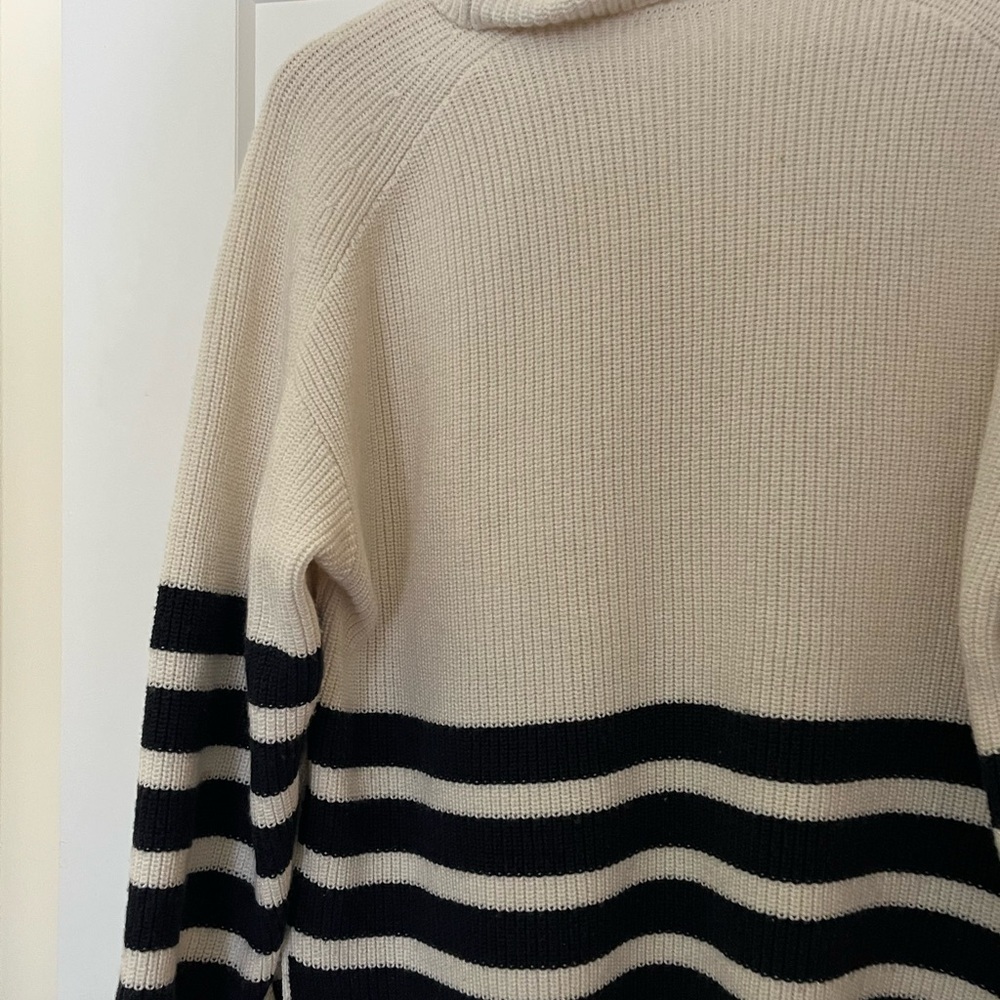 COS Ribbed Wool/Cotton Blend Ribbed Striped Turtleneck Sweater Cream Black M-XL - Picture 4 of 10